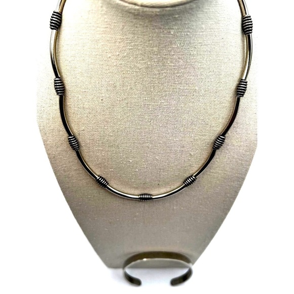 Vintage-Inspired Silver-Tone Necklace & Cuff Bracelet Set - Picture 1 of 8